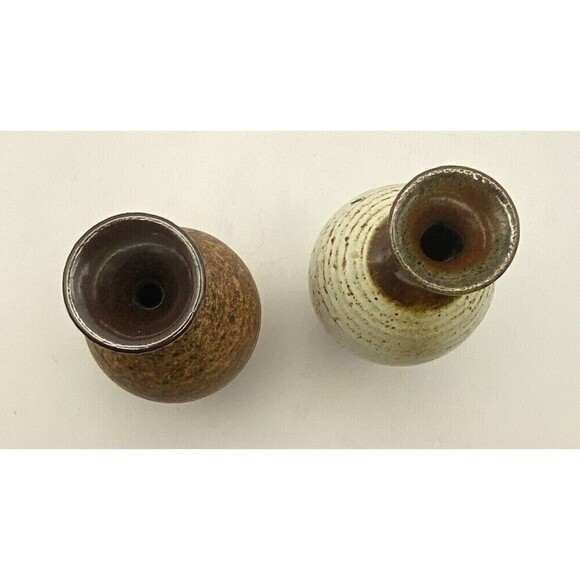 Vintage Maas Stoneware Art Pottery Speckled Bud Vases Signed Set of 2 - Picture 5 of 14